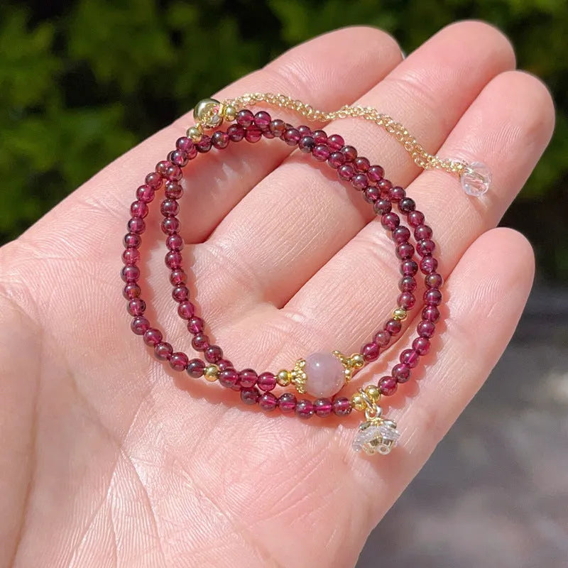 Natural garnet bracelet with double ring clasp in H311 garnet colour