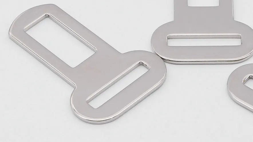 Silvery 26mm metal pet safety buckle for leash and restraint applications