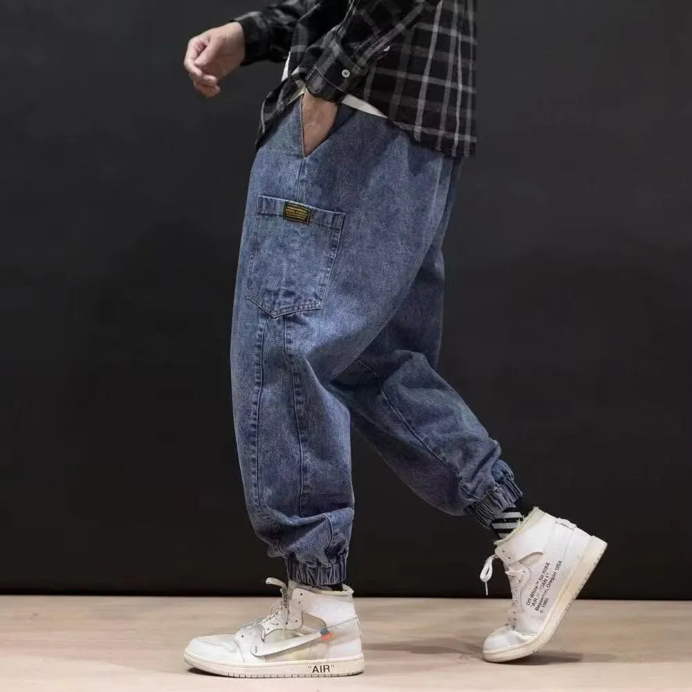 Men's mid waist straight leg cargo jeans in blue and grey, sizes M to 5XL, polyester denim blend.