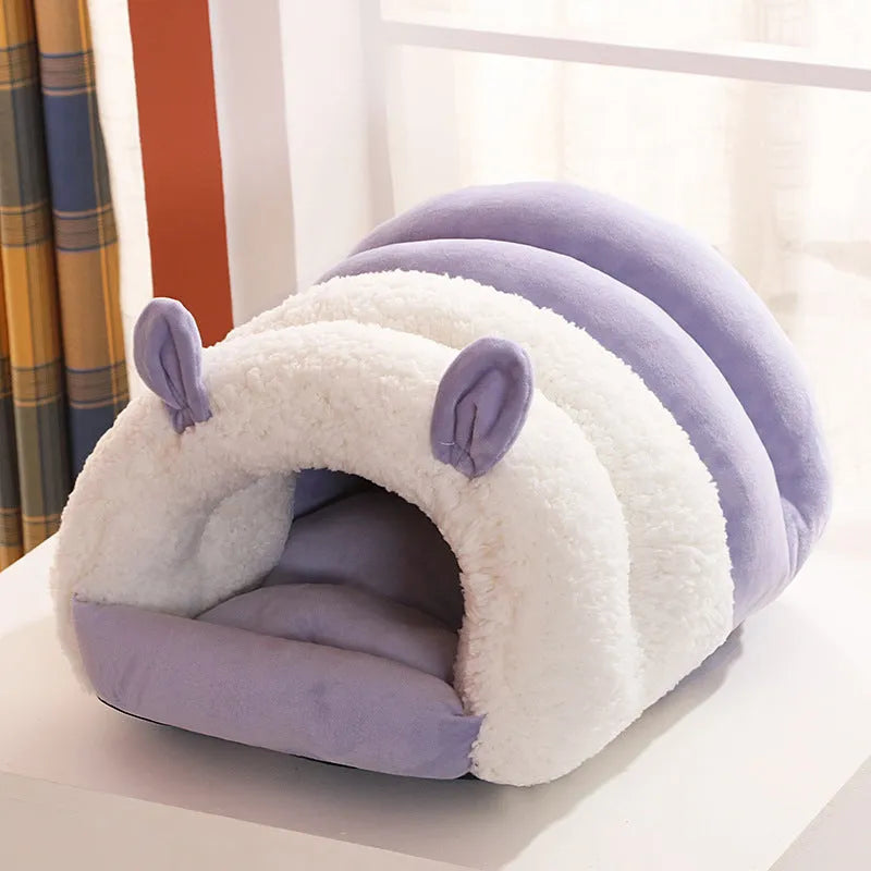 Enclosed washable cat nest shown in blue, pink, and purple colours next to size guide for 30x40cm and 40x50cm.