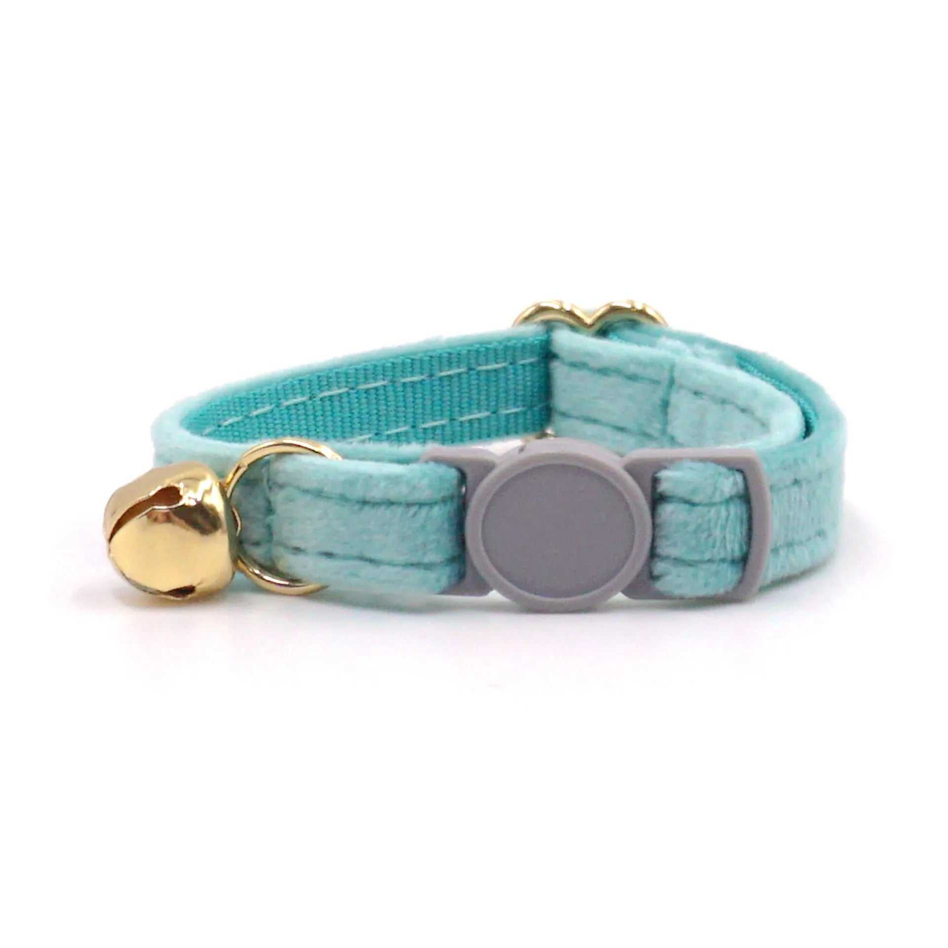 Cat collar with safety buckle and bell, available in corduroy or velvet, in multiple colours for small cats.