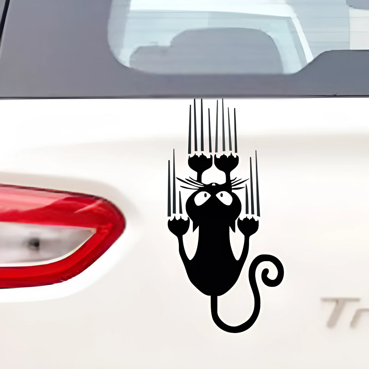 Reflective cat paw car sticker in black or white, 15x7.5cm, self-adhesive body decal for cars and motorcycles