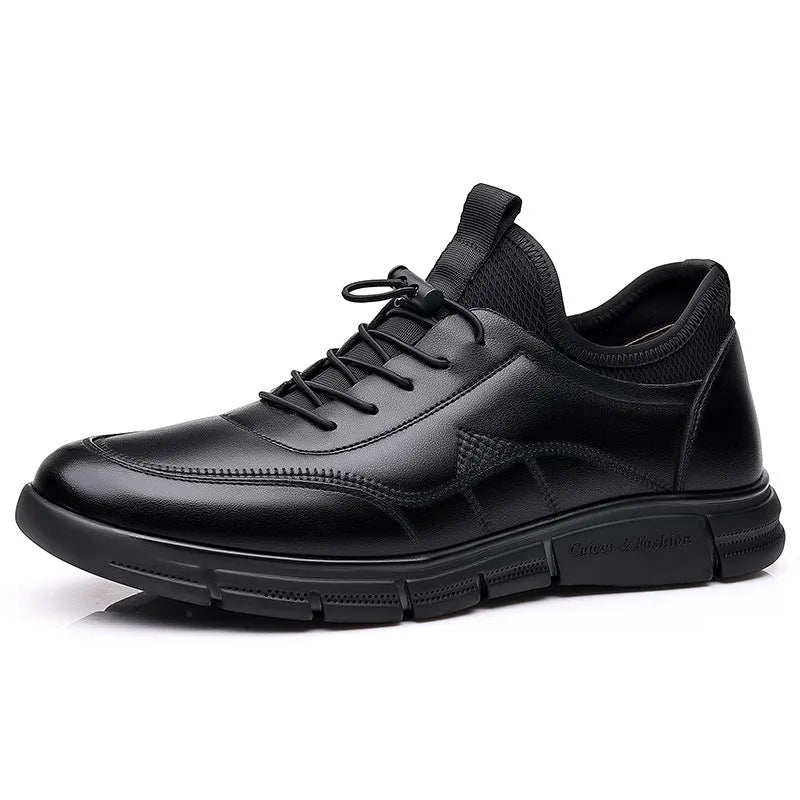 Black men's casual leather business shoes with a rubber sole and square heel.