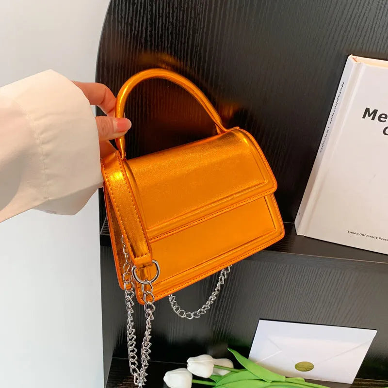 Retro horizontal square crossbody bag in PU leather with sewing line details