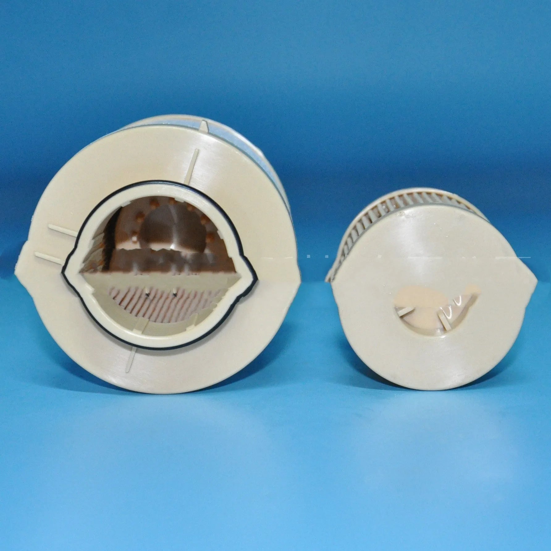 FD4616 diesel fuel filter for Ford trucks showing dimensions and part number markings