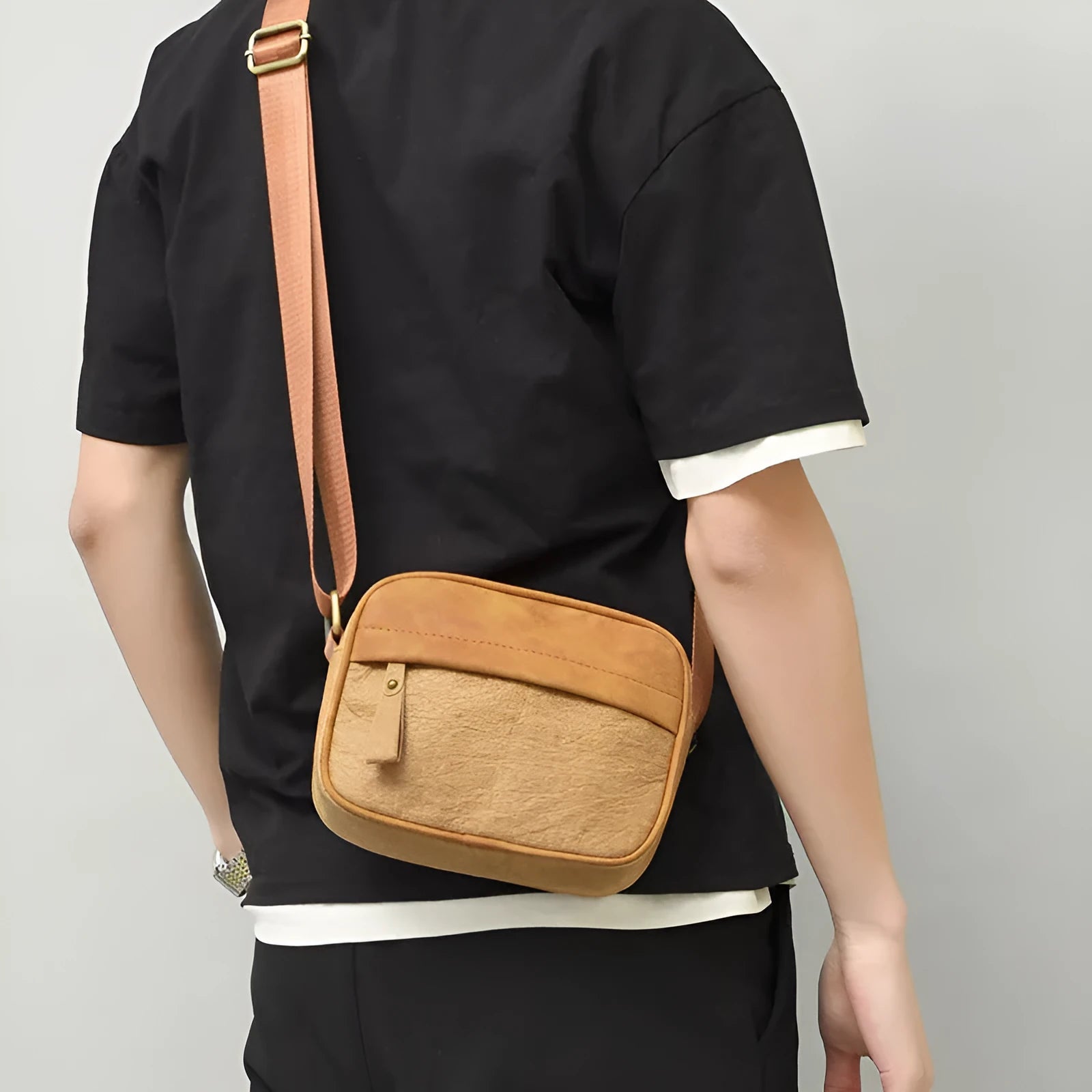 Men's waterproof crossbody bag in European retro style made from paper material