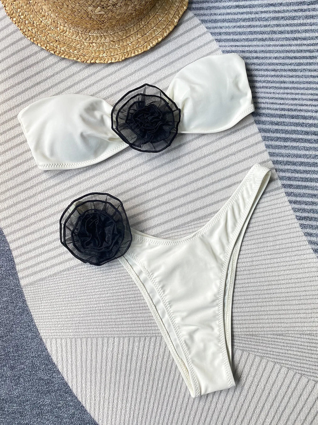 Women's bikini swimsuit with cross-border tube top and three-dimensional floral pattern in striped colour