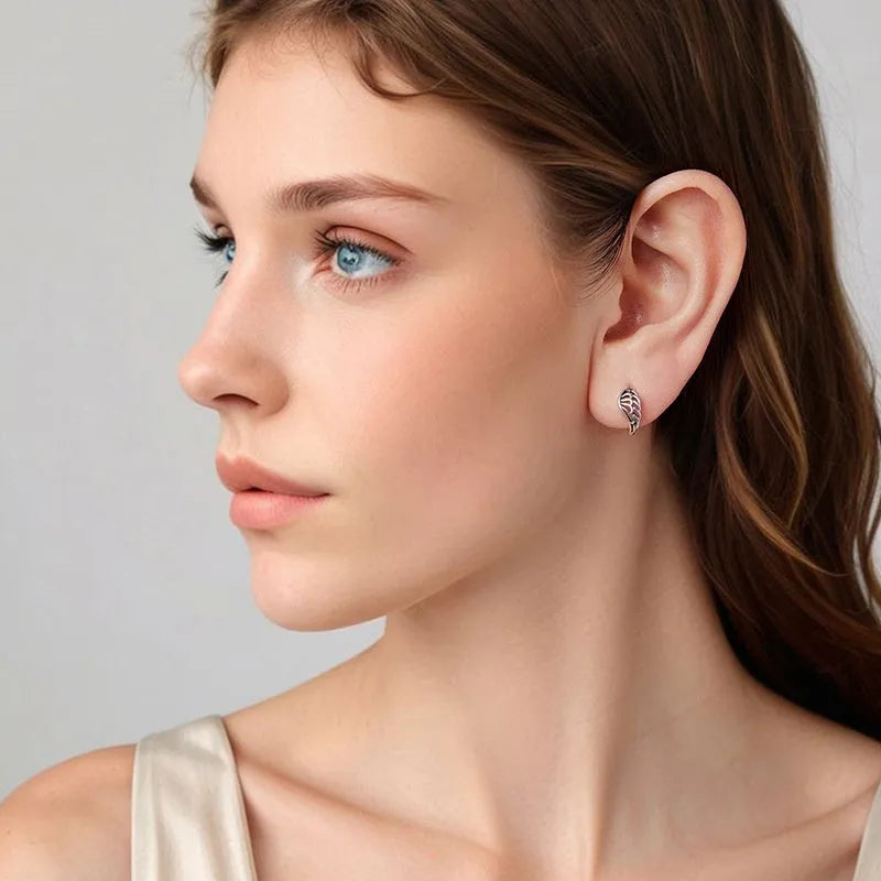 Vintage S925 sterling silver wings ear clip earrings for women, silver colour, clip-on style with retro wings design