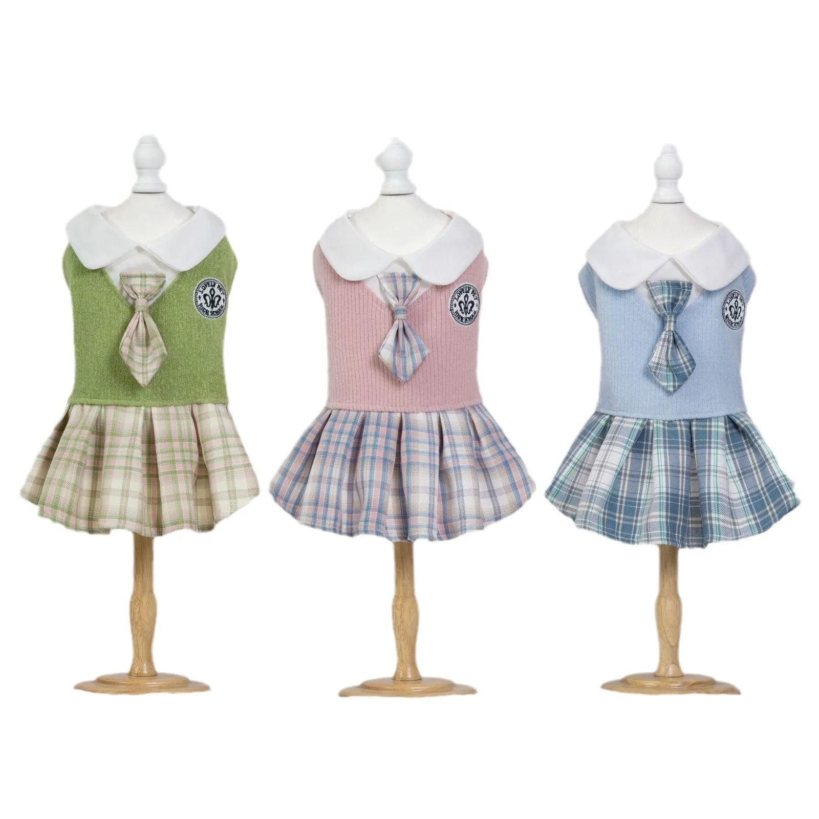 Pet tartan skirt for dogs and cats in princess style with polyester construction