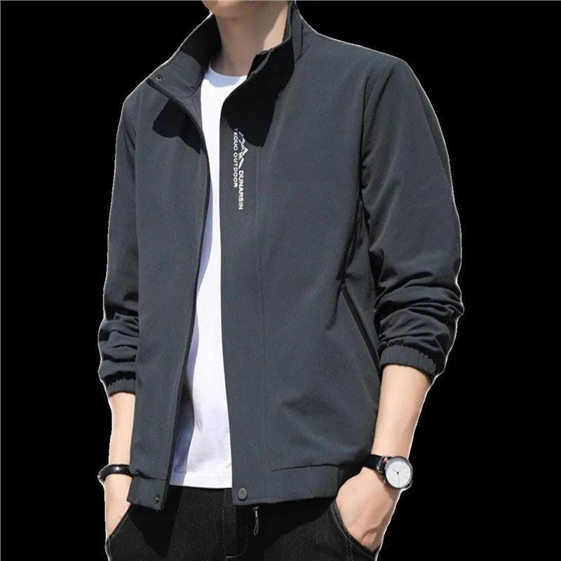 Men's stand collar casual coat in polyester with straight hem and long sleeves