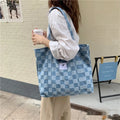 Women's large canvas shoulder bag with three-dimensional pockets in contrasting colours
