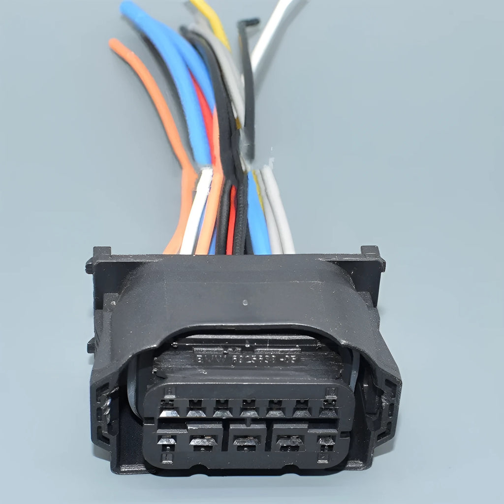 Black BMW headlight electrical connector plug for X1 E90 E92 models with DJ7121W-1.5 2.8-21 specification