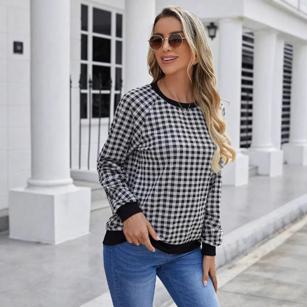 Black Japanese sweet plaid pattern pullover sweater with long sleeves