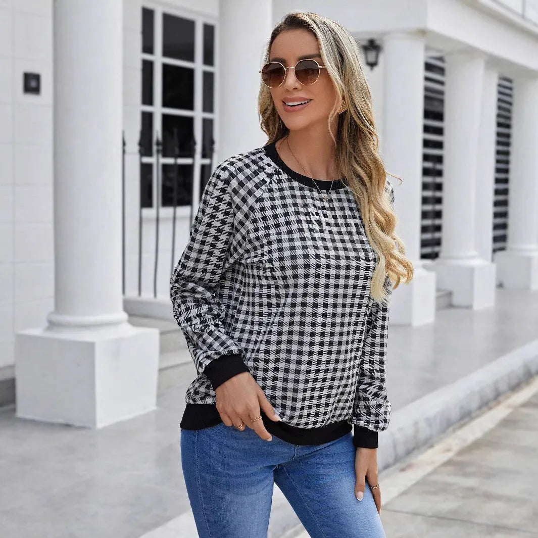 Black Japanese sweet plaid pattern pullover sweater with long sleeves