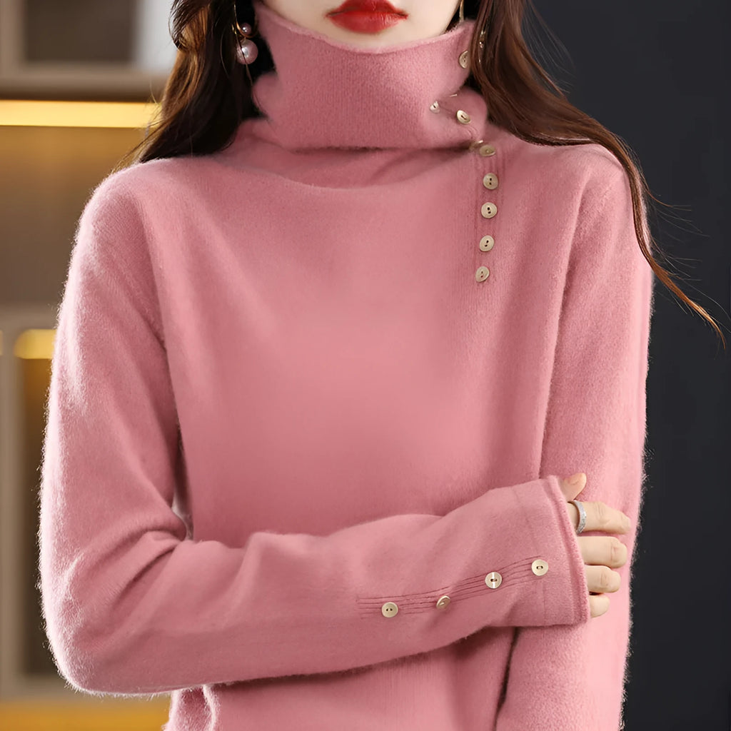 Slim fit knitted pullover shirt with a 3D pattern, shown in a short 40cm length.