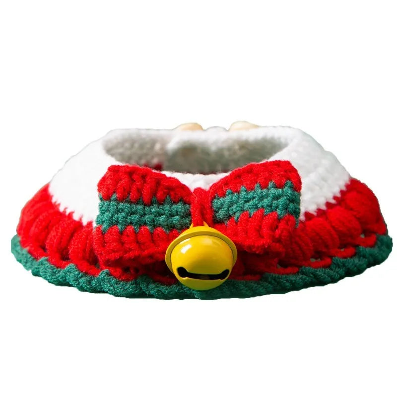 Hand-knitted Christmas cat collar in milk cotton yarn with festive bow design