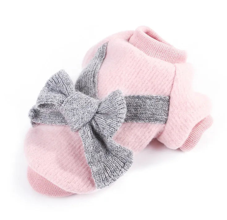 Brushed cloth bow pet clothes in grey and pink for dogs and cats with five adjustable sizes XS to XL