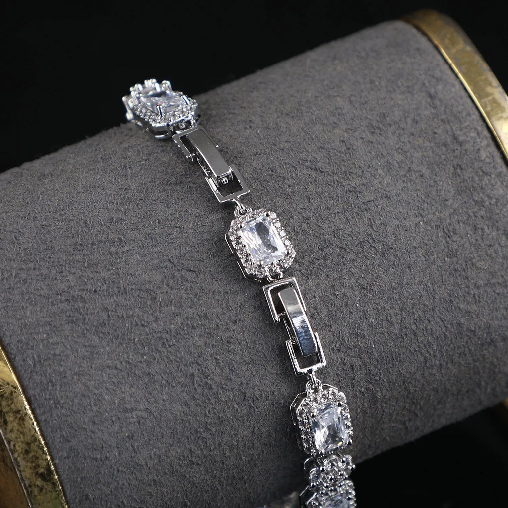 Copper real white gold full zircon claw chain bracelet in silver with flower and geometric quadrilateral design