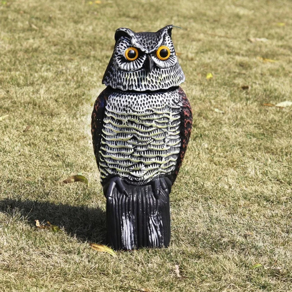 Decorative electric owl with rotating head in pastoral style, 16x15x38.5cm, for outdoor hunting animal model display