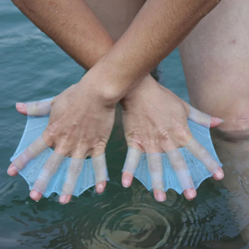 Unisex frog-type silicone swimming hand flippers webbed gloves in blue green pink colours