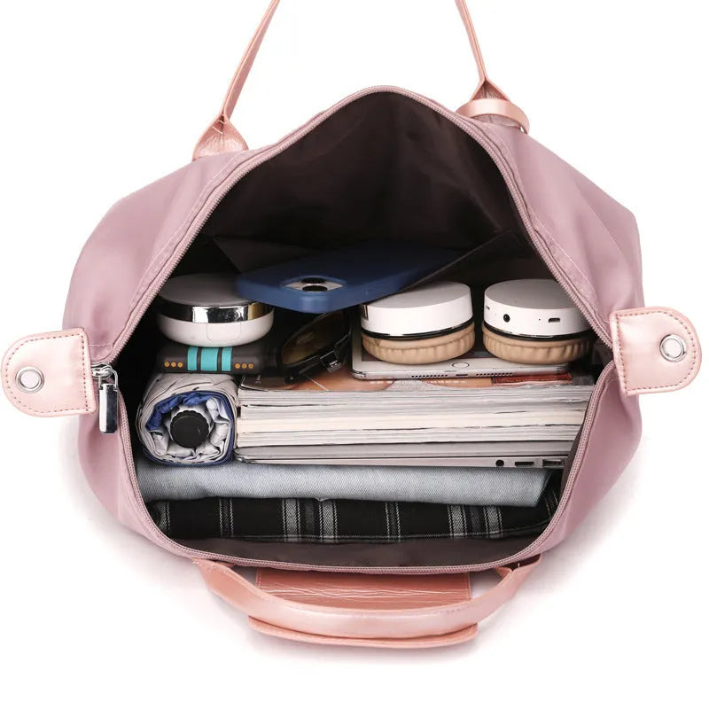 Large capacity portable shoulder lightweight yoga bag in solid colour with dry wet separation, nylon construction