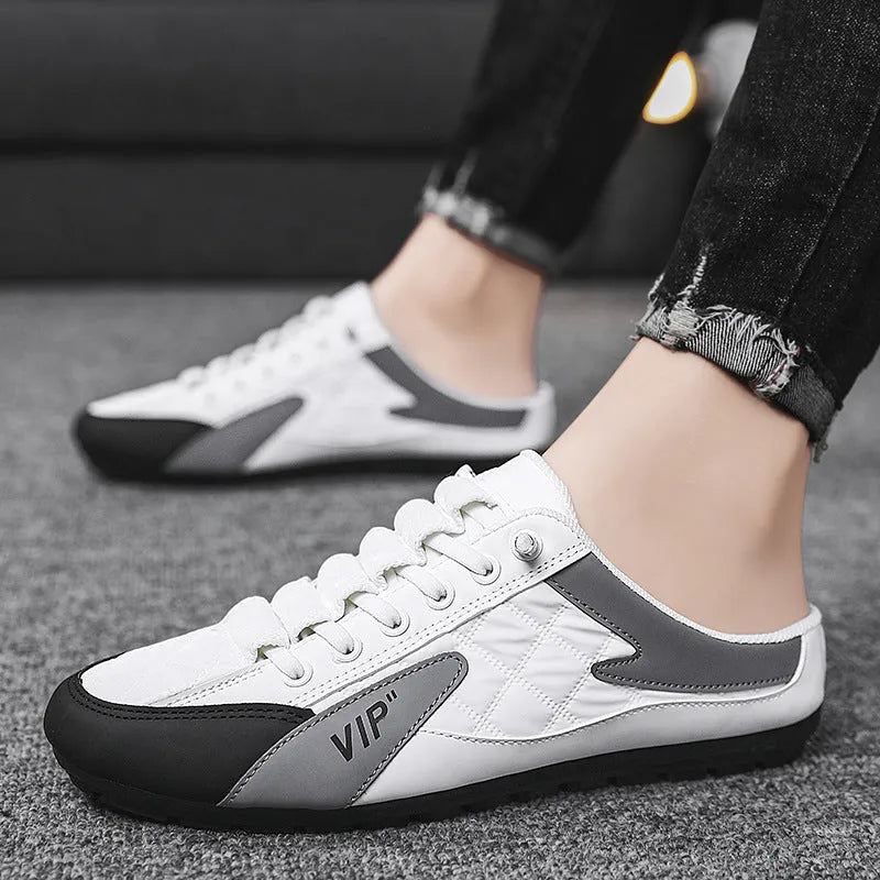 Breathable male casual shoes in black with lace-up closure and rubber sole