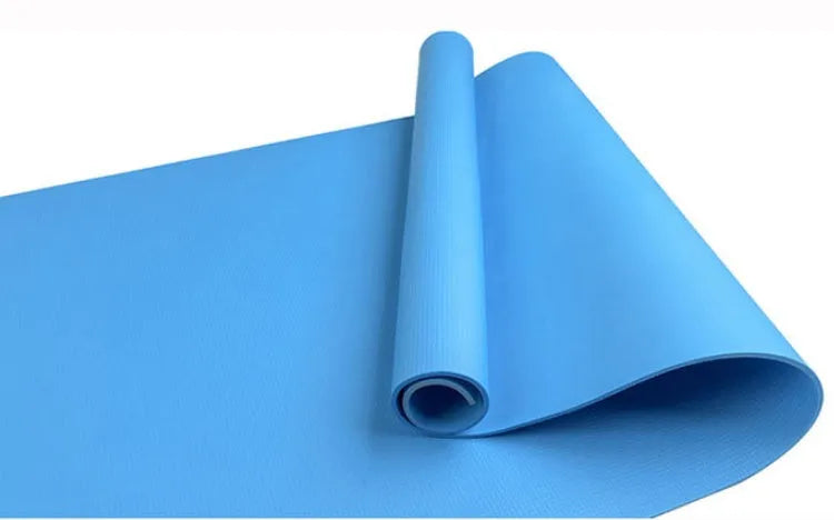 Red and blue EVA yoga mats showing 4mm and 6mm thickness options rolled up with storage bag.