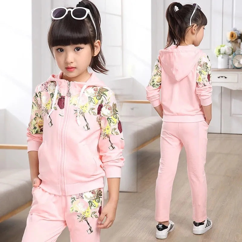 Children's hooded pants suit set in pink, red, or yellow colours for spring and autumn wear