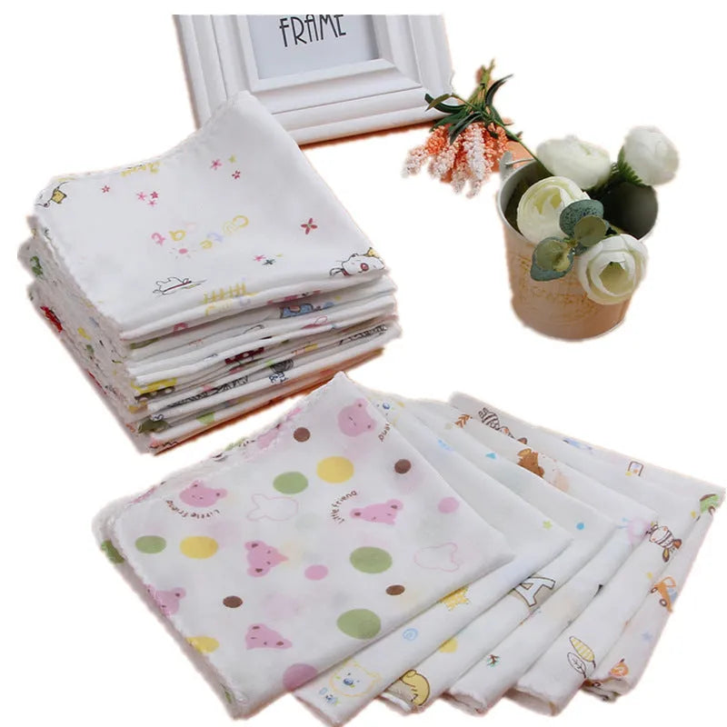 Pure cotton baby gauze saliva towel in double layer or four layer style, sizes 20cm 25cm 26cm 29cm
