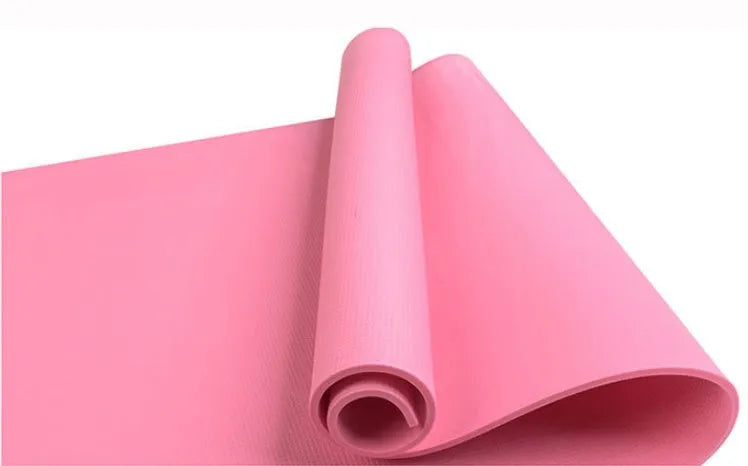 Red and blue EVA yoga mats showing 4mm and 6mm thickness options rolled up with storage bag.