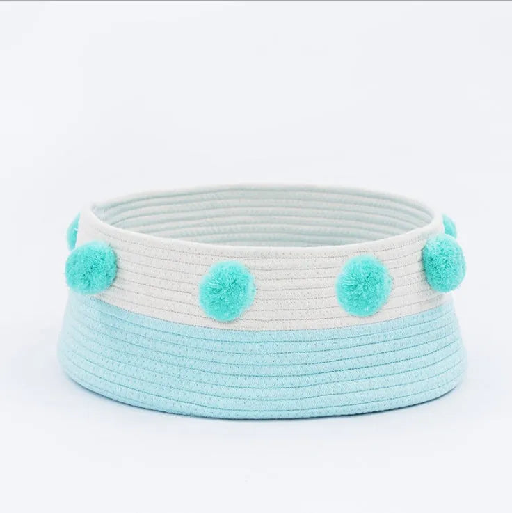 Four seasons universal cat bed in blue made from eco-friendly cotton thread with 40 cm diameter