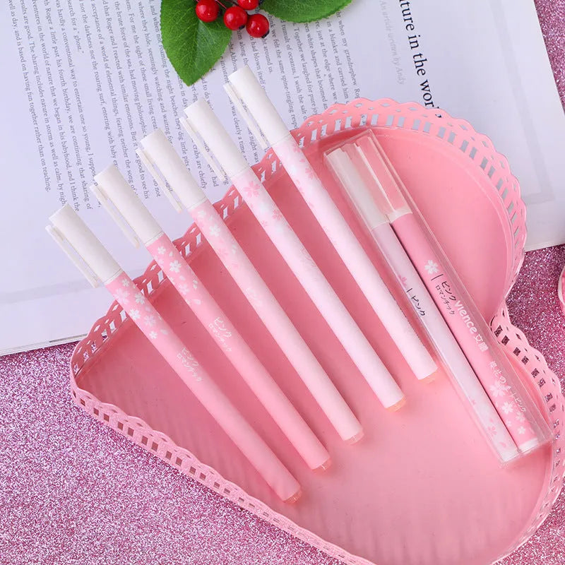 Sakura gel pen set with 0.38mm and 0.5mm tip sizes showing plastic construction