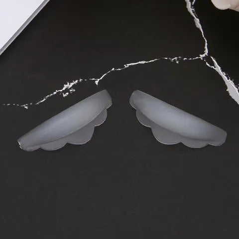 Yuemeixuan silicone eye lash shields pads in green and transparent colours for eyelash extension protection