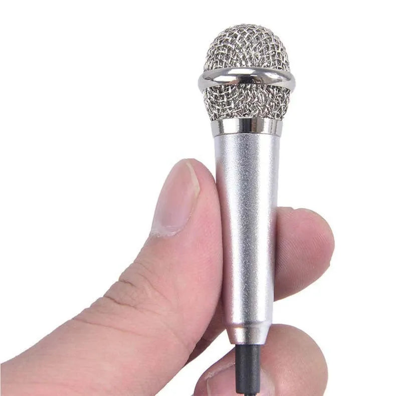 Blue T3 mini wireless condenser karaoke microphone with 3.5mm plug for Android phones.