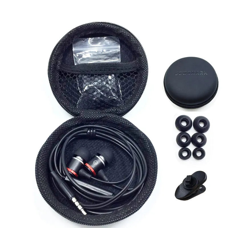Metal in-ear wired headset with 10mm driver, 120cm cable, black or white colour option