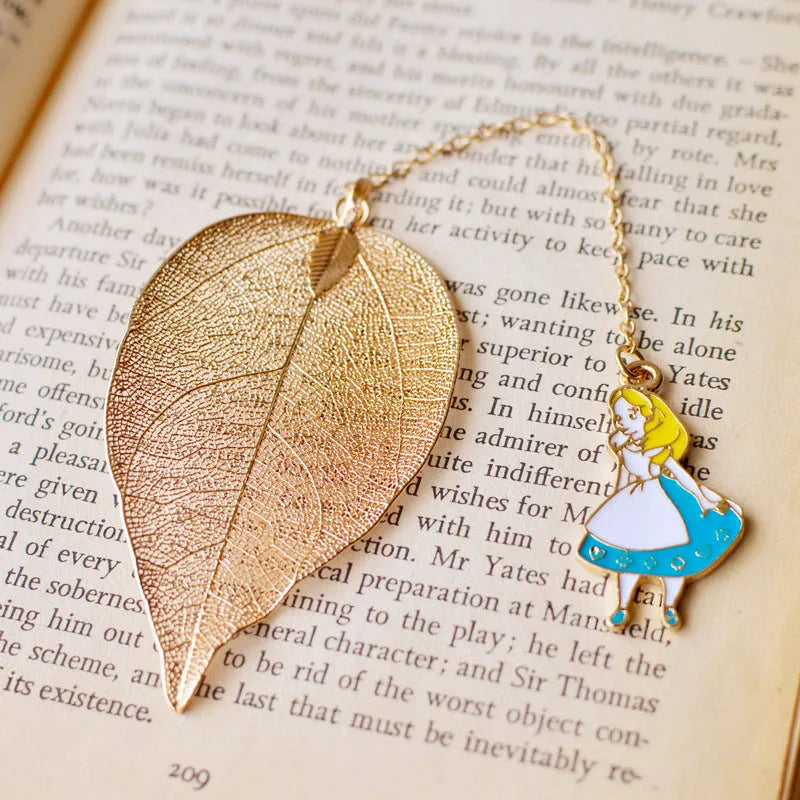 KC alloy leaf-shaped bookmark with Alice, rabbit, or clock charm designs