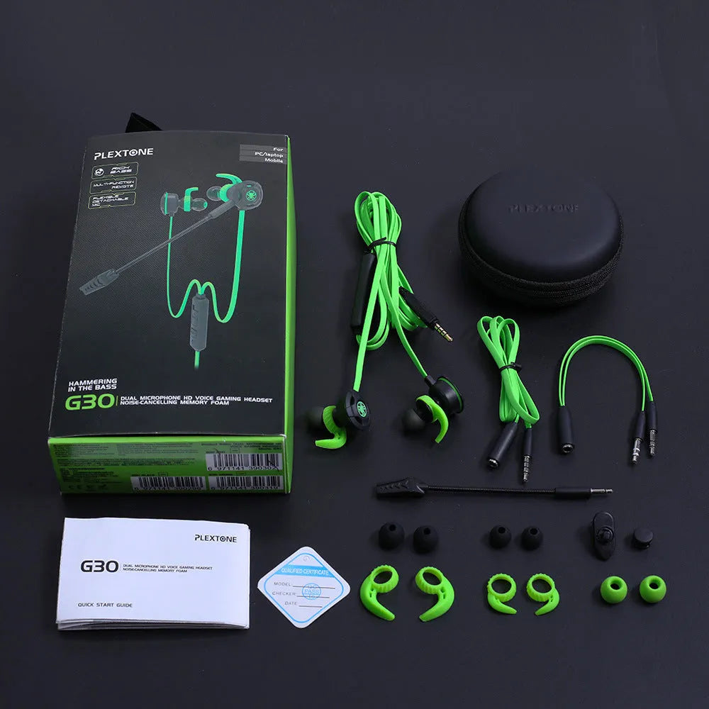 In-ear wired gaming headset with silicone earplugs and 3.5mm cable in black colour