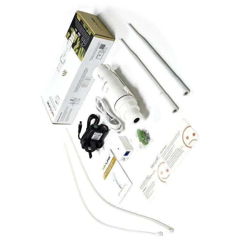White outdoor wireless AP rangefinder with detachable components for 600 metre coverage