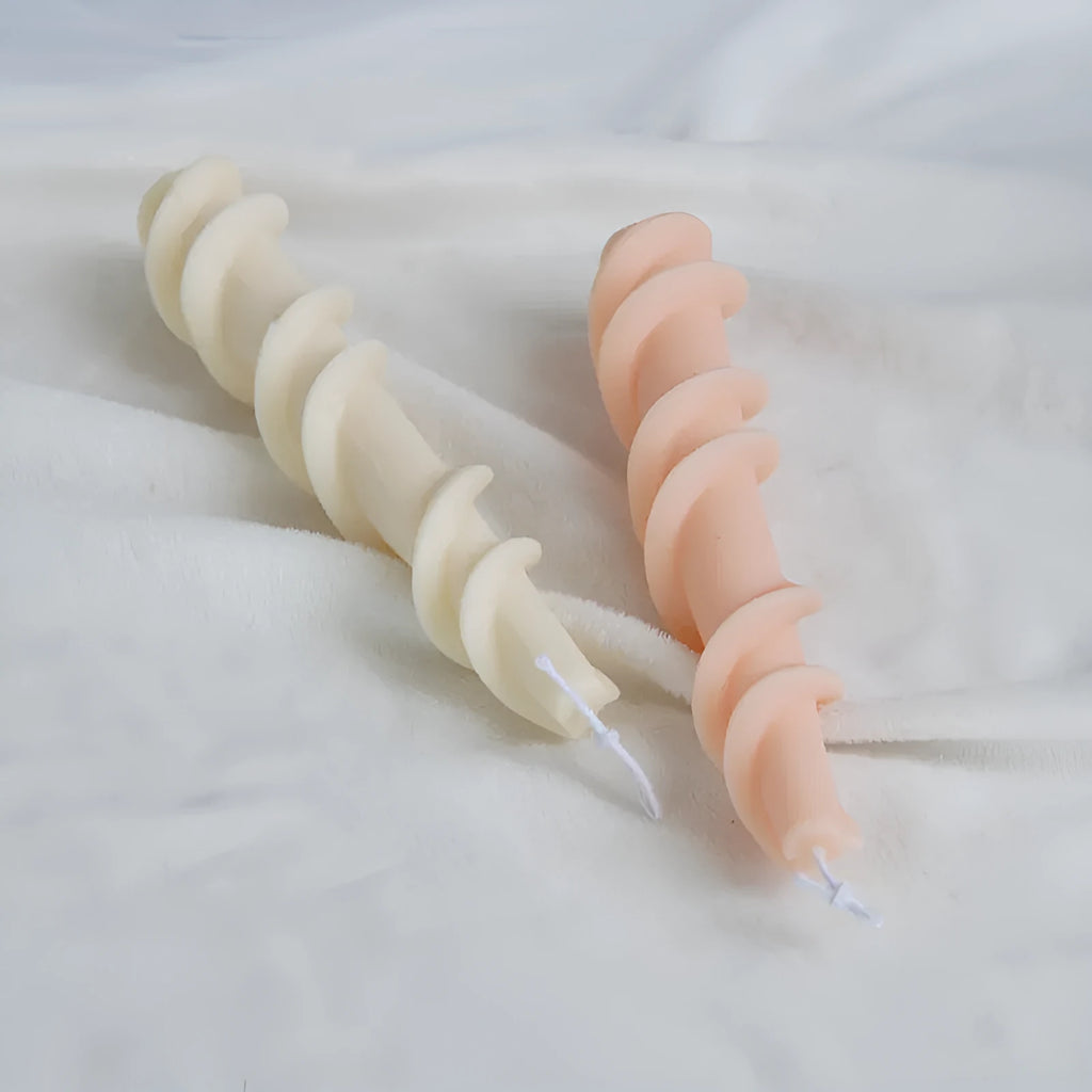 Screw wax silicone candle mould with rotating lace pattern for tapered candle making