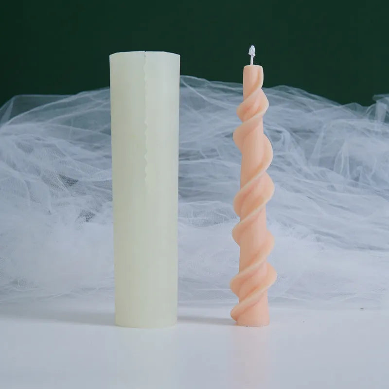 Screw wax silicone candle mould with rotating lace pattern for tapered candle making