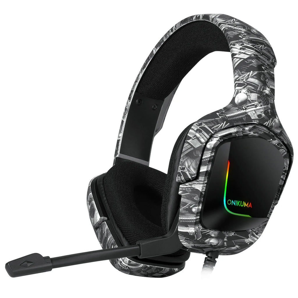 Head On black wired gaming headset with 40mm drivers and in-line microphone on a desk