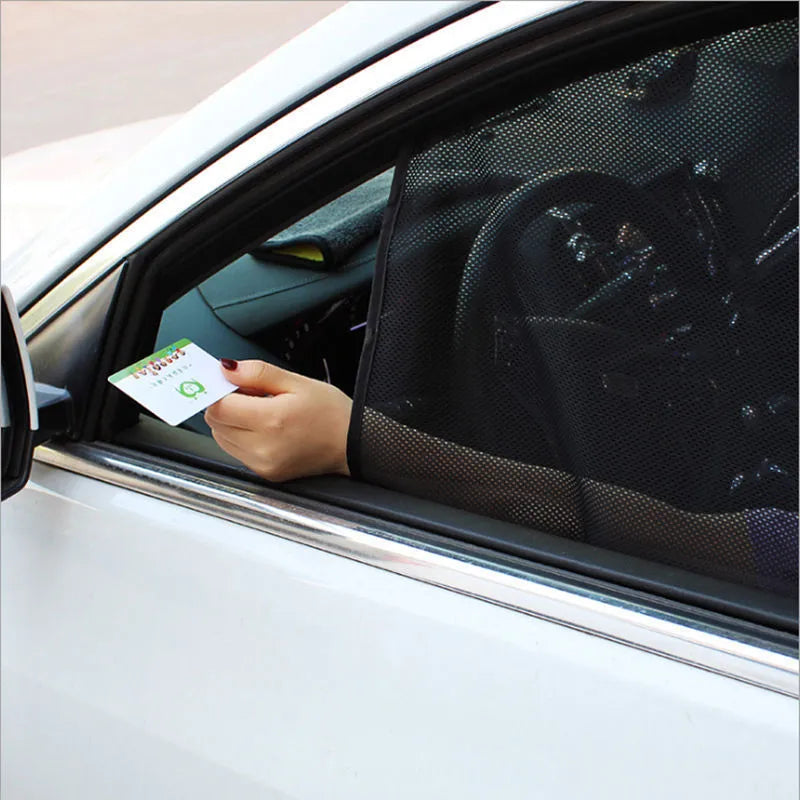 Black magnetic sunshade net with 10 magnets on a car window, size 80x50cm or 90x60cm