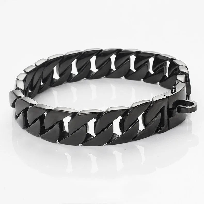 Stainless steel casting dog chain collar for large dogs on a surface, polished finish