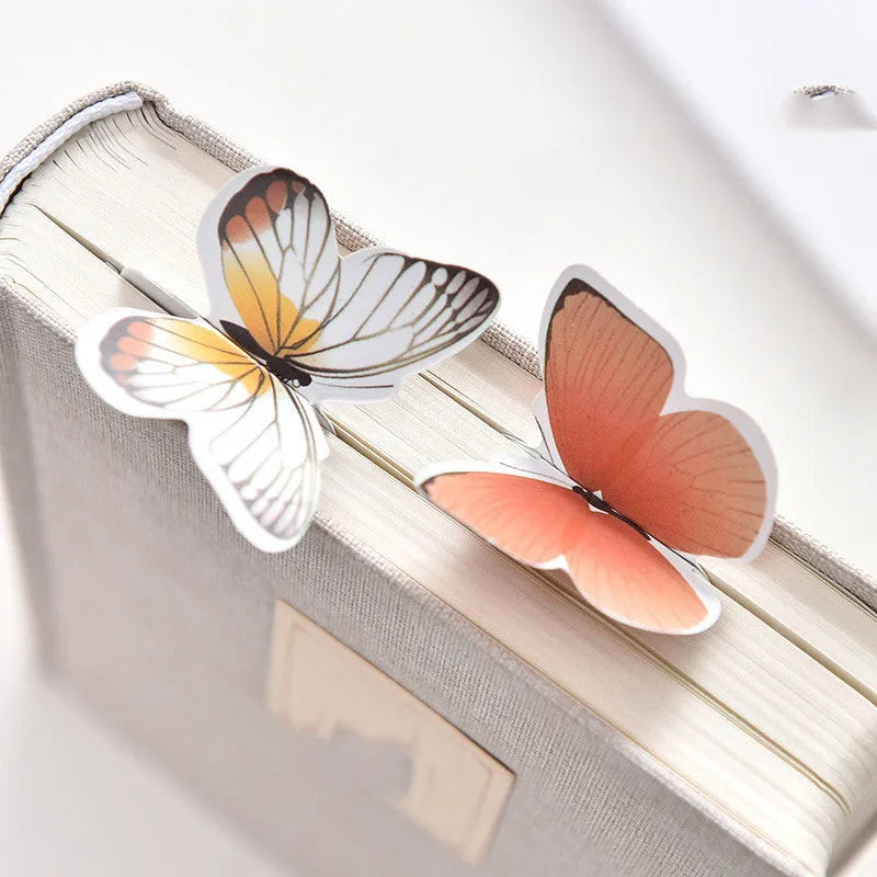 Butterfly图案 paper bookmark measuring 13.5cm by 5.5cm with Japanese and South Korean cute style design