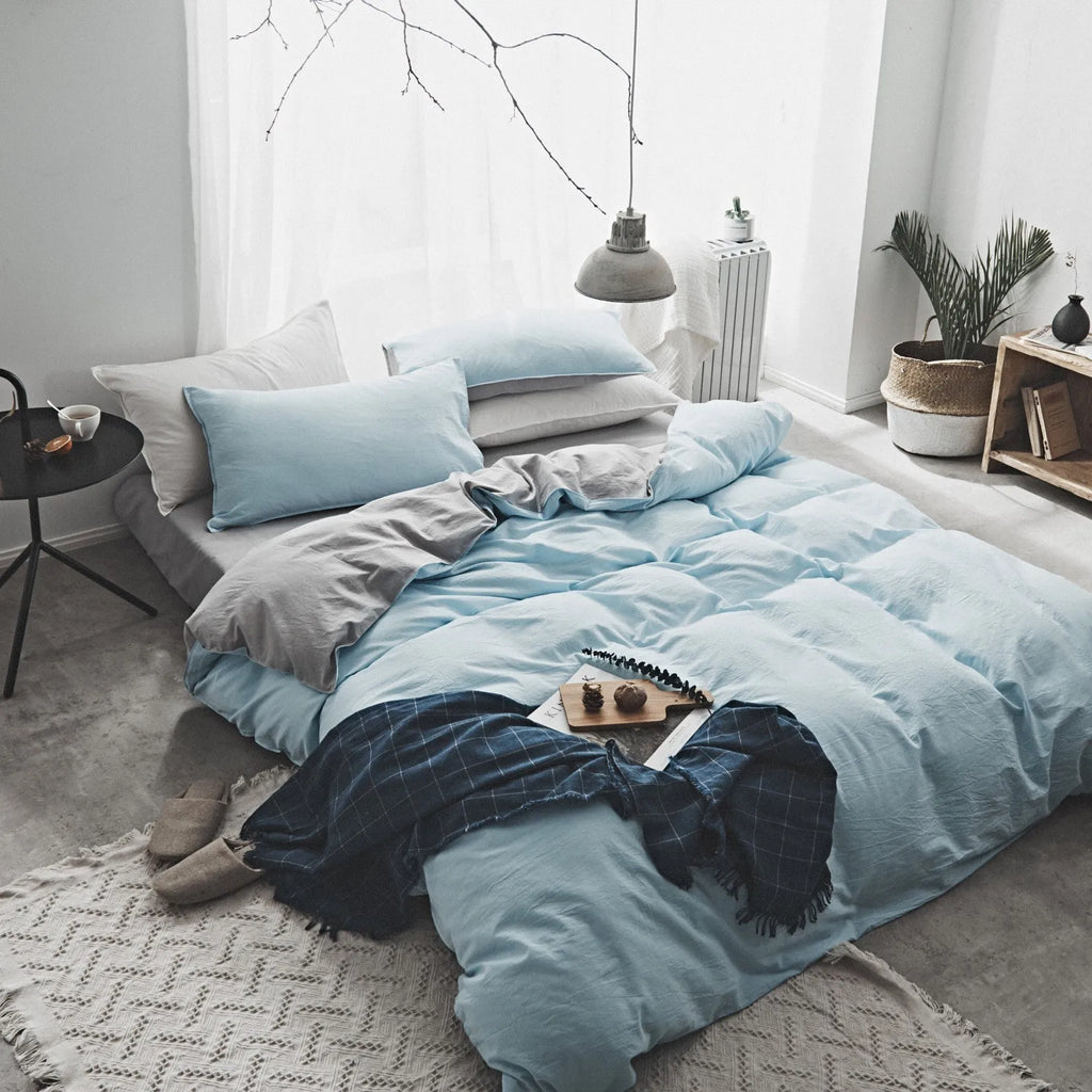 Washed cotton Nordic-style bedding set in solid colour with quilt cover, flat sheet, and two 48x74cm pillowcases