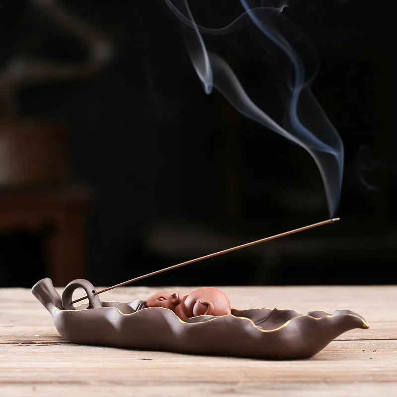 Purple clay ceramic lying incense burner with golden rat design for horizontal incense sticks