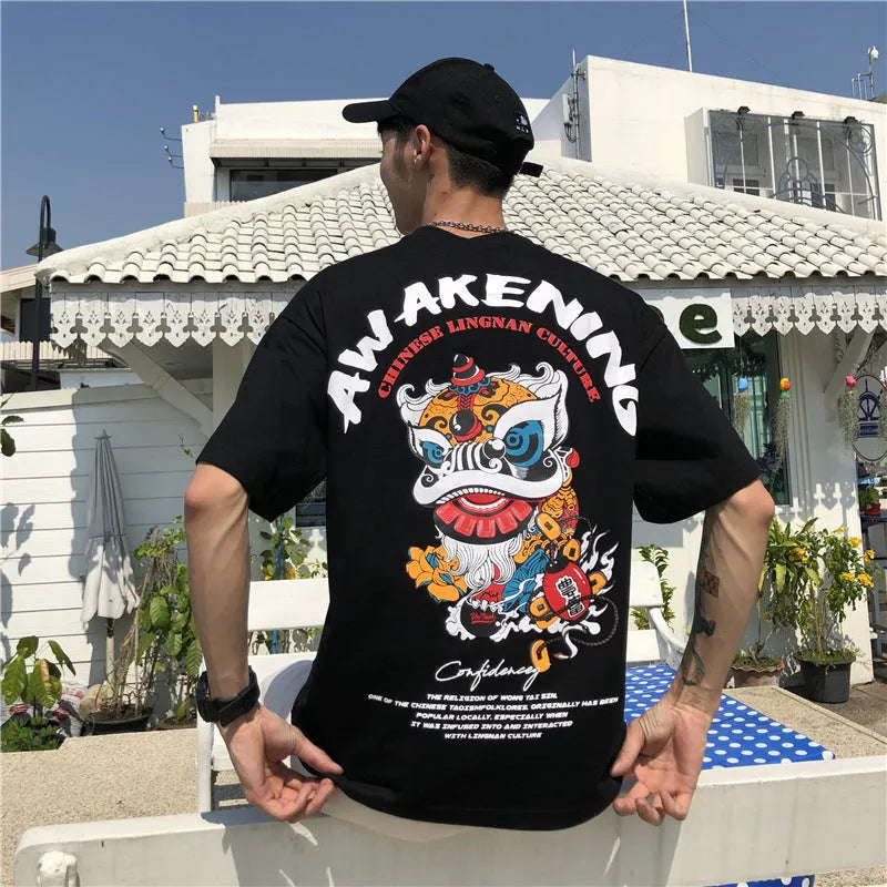 Men's loose fit Harajuku style short sleeve T-shirt with cartoon print in white and black
