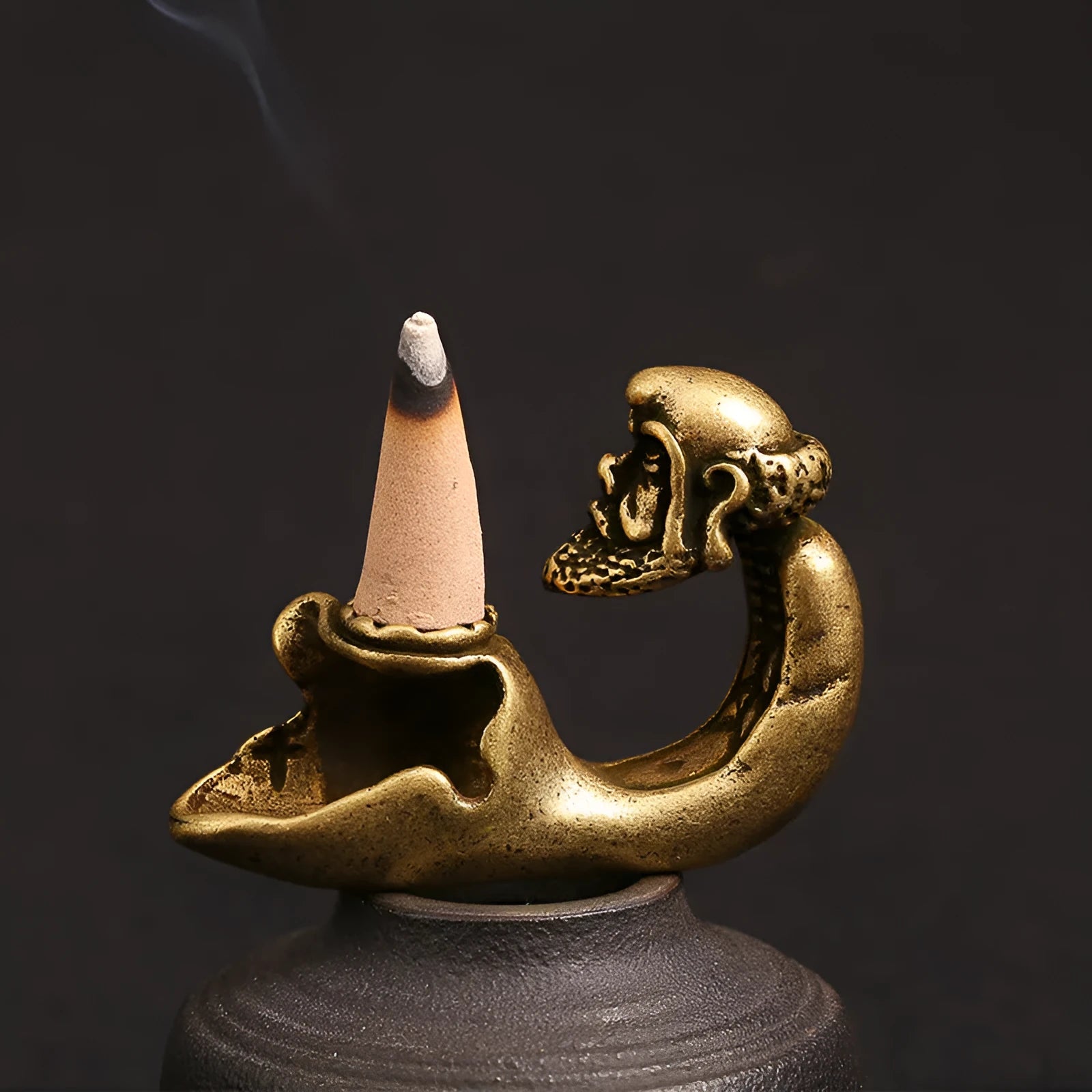 Retro brass tea pet ornament with classical style and Dharma incense stick colour