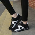 Women's Korean-style casual shoes with breathable mesh lining and thick sole in black