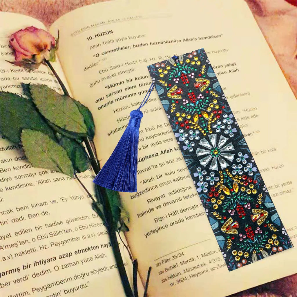 Diamond painting leather bookmark craft kit with special-shaped diamond mandala flower ornament design